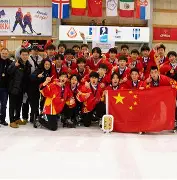 青年冰球赛第一季   青年冰球赛第一季